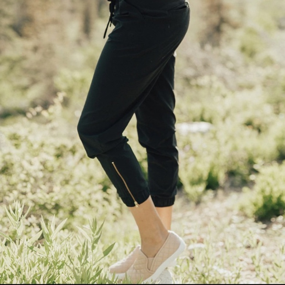 Albion Fit Jetsetters in Black